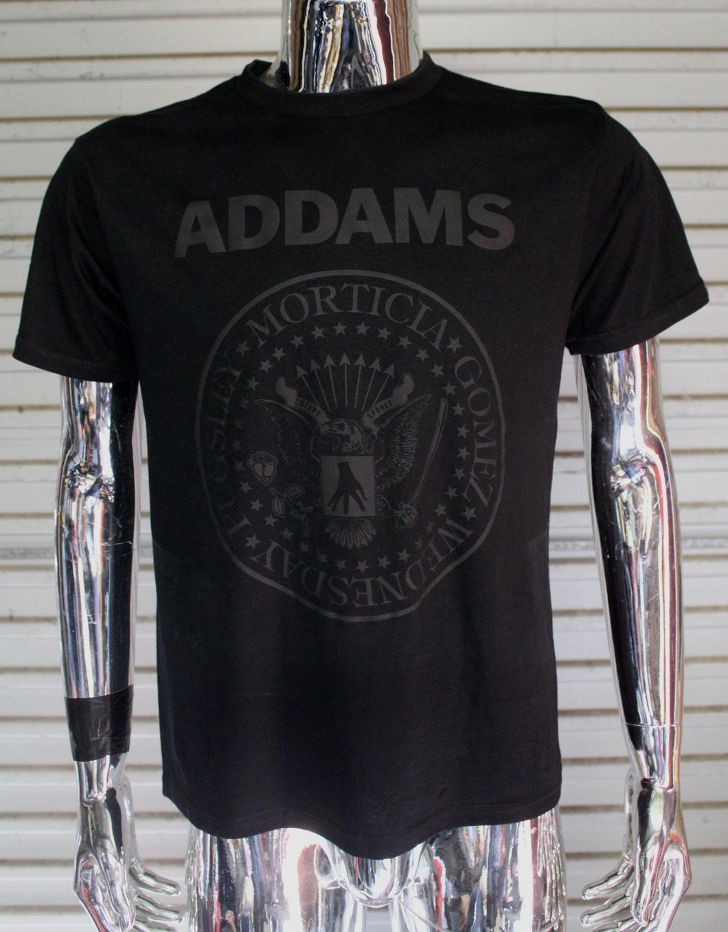 Addams Family - Ramones  Black on Black T-shirt